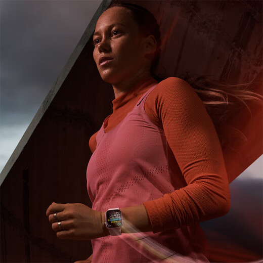 [NOUVEAU PRODUIT DU NOUVEAU] SÉRIE APPLE WORD? 9 (GPS); 45? MM Couleur d'étoile Couleur en aluminium en métal; Starlight Color Loop Sports Strap MR983CH / A *