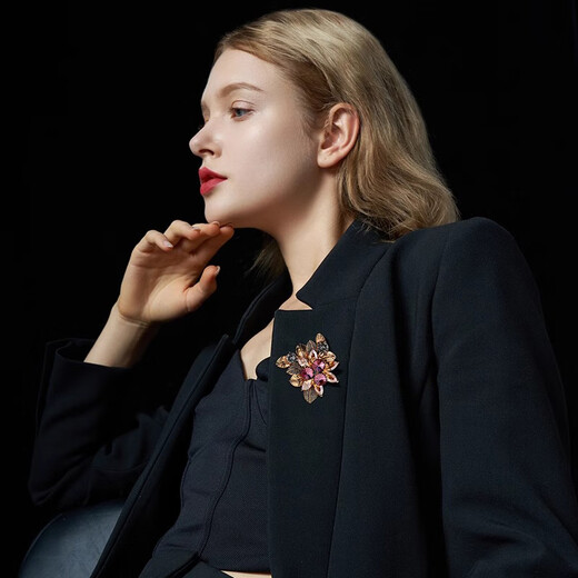 Farcoko brooch, high-end women's luxury jewelry, retro crystal brooch, flower accessories, 520 gift for girlfriend and wife, elegant pink