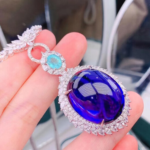 Junxin Jewelry Natural 18K Luxury Inlaid Tanzanite Pendant Women's Necklace Pendant with South African Diamonds Gift