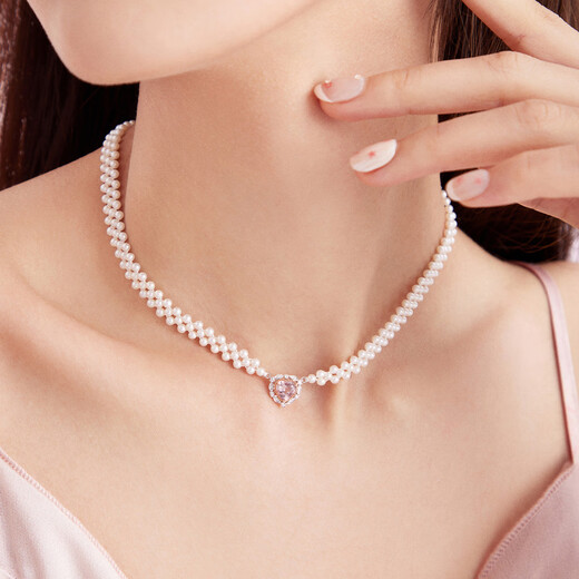 Chow Tai Fook SOINLOVE Heart of Laurel 18K Gold Morganite Diamond Pearl Necklace VV251 VV251