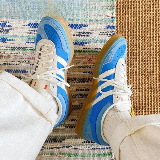 Adidas (adidas) Chinese Valentine's Day Gift Gazelle Bad Bunny bad pixie rabbit joint branded German training sports casual shoes men and women IF9735 blue IF9734 37