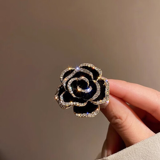 Core luxury rose brooch corsage brooch high-end women's luxury ladies accessories coat fashionable and elegant temperament decoration brooch + gift box packaging