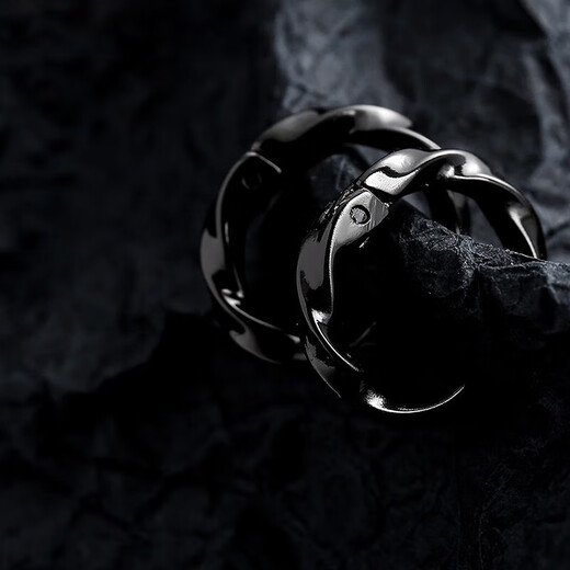 Free Talk No Piercing Ear Clip Men's Earrings No Punching Single Trendy High-end Earrings for Boys No Holes Handsome Earrings for Men Silver Single