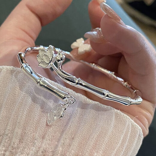 Chuji Lao Phoenix Gold Store Model 23 New 9 Silver Bracelet Women's Silver Bracelet Bracelet Solid Silver Best Friend Sends to Girlfriend Bamboo Peace Silver Bracelet 25g Free Certificate + Gift