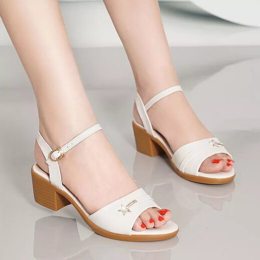 Pic de pics sandales en cuir de marque de marque pour les femmes en été grand talon strass de poisson bouche chaussures de femmes polyvalentes