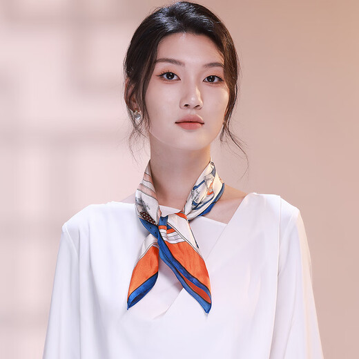 上海故事（STORY Of SHANGHAI）真丝丝巾女春夏百搭真丝小方巾领巾生日礼物女 骑士马鞍海蓝