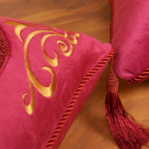 Cross-stitch self-embroidered pillows for sofa and living room with Fu character printing New flannel Reunion and Fuyu Chinese style series Reunion and Fuyu pair + 2 pillow cores