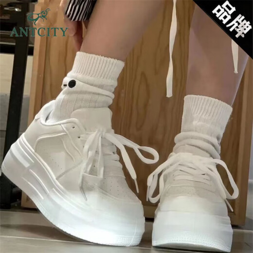 Chengyang Zhao Lusi 7e6cm Air Force Chaussures blanches Femmes 2025 Nouveaux chaussures de planche sportive Solemn Campus Solemn White 3524H Livraison