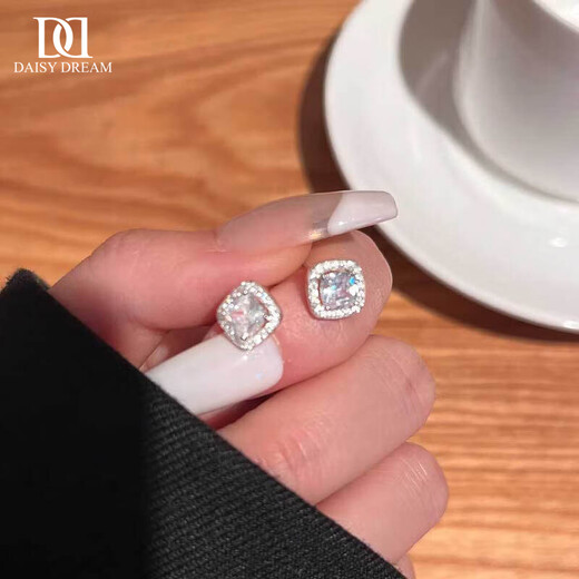 DAISY DREAMs999 Silver Needle Sugar Cube Earrings Exquisite and High-end Sensational Ear Hole Earrings Fashionable Earrings Niche Hot Style Simple Diameter About 0.9cm Small Sugar Cube 999 Silver Needle Earrings