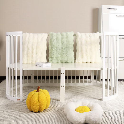 Happy Schwangerschaft High-End-Krippe bewegbares massives Holz kleines Bett Spleiß großes Bett 0-6 Jahre altes Neugeborenes Babybett Cradle Multifunktionales Bett + braune Matte + großer Tupfen 4-teiliger Set + Quilt
