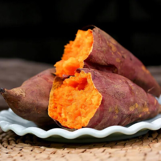 HENGTAIFENGYUAN Fresh Sweet Potatoes Freshly Digged Sweet Potatoes Sand Sweet Potatoes Red Sweet Potatoes Fresh Vegetable Oily Sweet Potatoes 5Jin Jin equals 0.5kg Fresh Sweet Potatoes