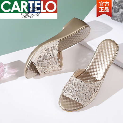 Cartelo Neues Produktkeil dicke Sandalen für Frauen im Sommer tragen Strass Verweigerung Mode Mode mittleren Frauen großer Mutters Sandalen Weiche einzige HF9757 Gold 35