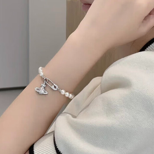 VVIENNE WESTLOCK counter genuine SF gift box Western Queen Mother's classic Saturn bracelet jewelry gift for girlfriend and wife silver-Saturn full diamond earrings