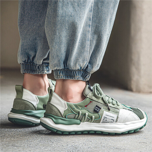 Zapatos para hombres Langyanxuan 2024 zapatos nuevos para los zapatos de papá de la running de otoño y el invierno de los hombres para los zapatos de papá resistentes a la ropa para hombres sin deslizamiento.