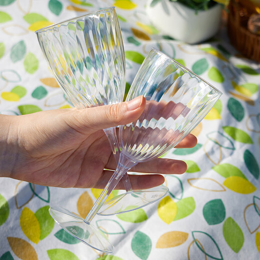 Badger disposable champagne glasses 210ml 8 pieces red wine glass plastic cocktail grape tall transparent wine glass