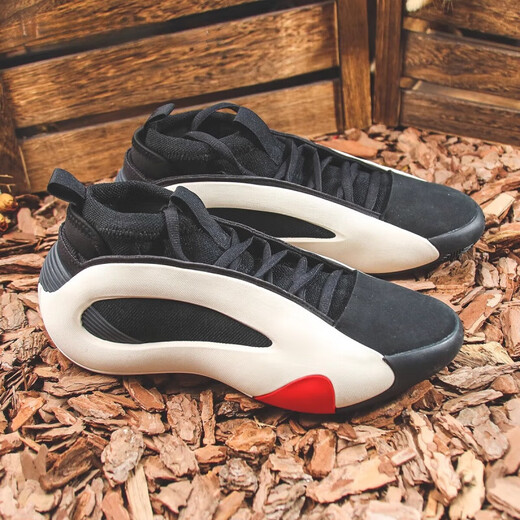 Liebe fei mi pegasus drei härten vol. 8 Basketballschuhe für Männer härten 8 Generation Schwarz-Weiß Low Top Practical Wear-Resistant Casual Sports IE2694 [Spot] 42