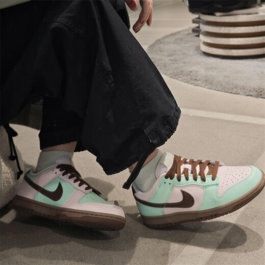 Nike (Nike) Dunk Low'strawberry Chocolate Mint 'Pink Green marrón cómodo y versátiles zapatos bajos IH0821-679 Pink Green Brown 35.5 (225 mm)