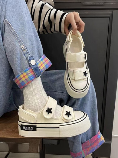 Sommer atmungsaktive Canvas-Schuhe für Damen 2025 neue vielseitige weiße Schuhe für Damen Sternmuster Klettverschluss-Schuhe gebrochenes Weiß 37