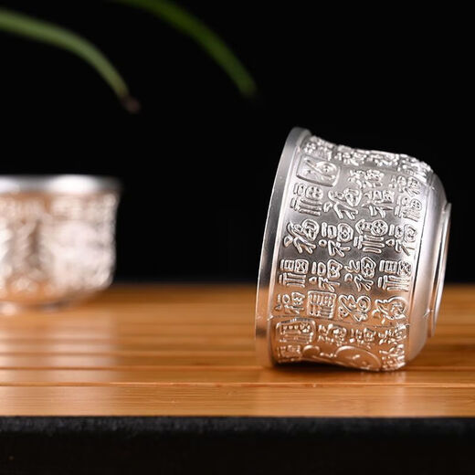 New Pfaff 999 sterling silver tea set 1 pot 1 tray 4 cups Chinese style high-end cooked silver household master cup fair cup Pfaff eight-piece set (1 pot 1 plate 6 cups) great value for money Grab the last 30 pieces at 10% off today