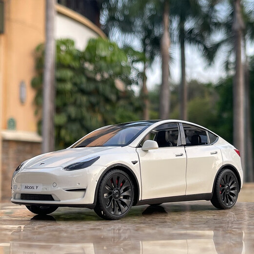 1 24 Tesla Model Y car model alloy toy car model children's toy car simulation model boy gift silver 1/24 Tesla alloy remote control car sedan
