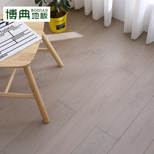 He Jiangong Solid Wood Flooring North American Oak Solid Wood Flooring Home Factory Wholesale Engineering Customization BDM6189