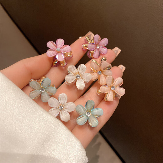 Juvia Hairpin Side Grip Head Flower Simulated Flower Hairpin Clip Headdress Seaside Hair Accessory FJ112 Flower Flash Diamond Random 1 Pair (Not Specified)