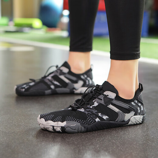 LINBUXAN five-finger shoes women's squat deadlift yoga shoes skipping rope silent soft-soled running shoes non-slip lightweight indoor fitness shoes for women black gray 35