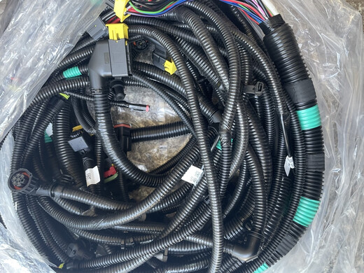 Yusenyi is suitable for J6P series original frame wiring harness, beam line chassis wiring harness, left and right large lines original wire harness 3724260-Y1283/B left chassis line one