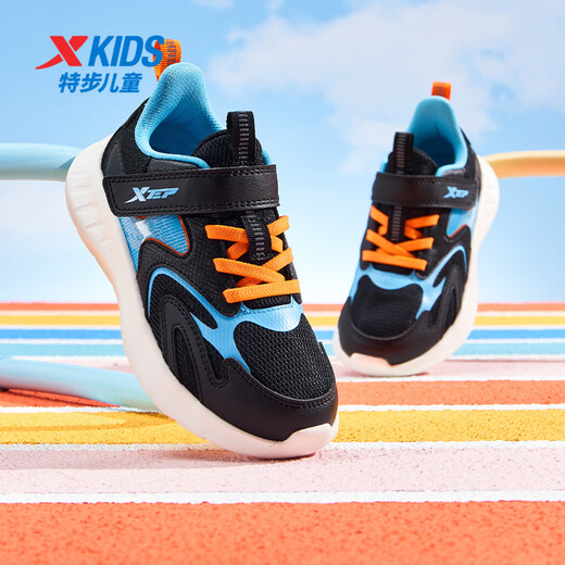 特步童鞋儿童跑鞋幼小童革面拼接柔软舒适运动跑鞋防滑魔术贴跑鞋 黑/纯净蓝 31