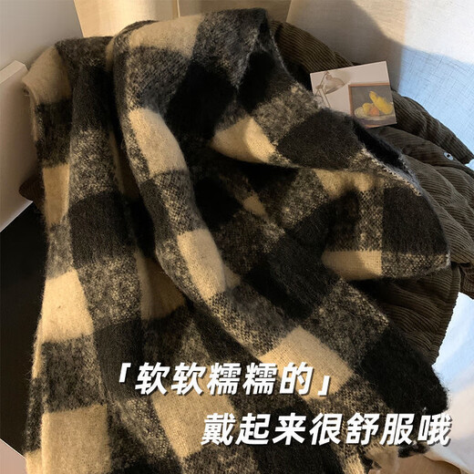 Warrior scarf for men in winter, extended and thickened to keep warm, seahorse hair plaid scarf birthday gift for couples, high-end scarf for women