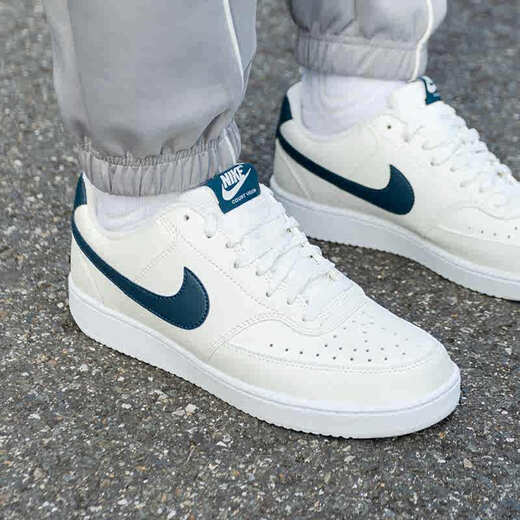 Nike (Nike) Chaussures décontractées Chaussures masculines 2025 Nouvelles chaussures de sport d'été Court bas haut de chaussures de planche de coussin légèrement respirante Men HQ4867-101 Sail White White Blue et blanc Navy 42 42