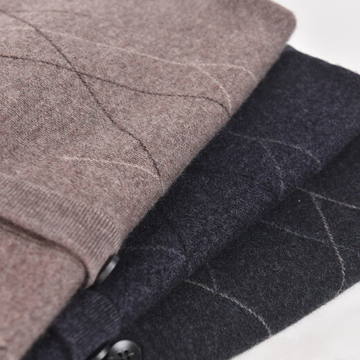 Soul Wake Ordo Cashmere Family d'âge moyen et cardigan tricoté âgé pour le 100 à manches longues pour hommes à manches longues pour le costume de père automne et chameau d'hiver M recommandé 90-105 Jin [Jin est égal à 0,5 kg]