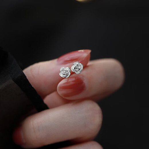 Putino 999 earrings for women yellow. Golden flower earrings New Year earrings light luxury autumn and winter style 2024 new trend 999 small rose earrings golden pair