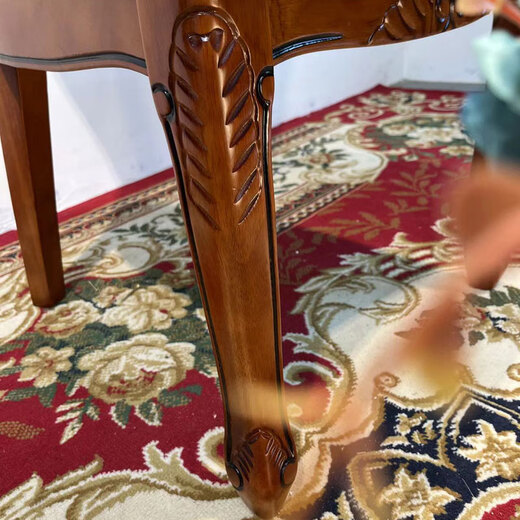 Yiwei Qilin European-style solid wood dining chair American oak carved chair Restaurant home dining chair Hotel bedroom leisure chair 902 cloth side chair