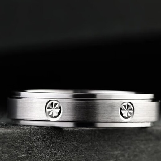 Kaibaolou Pt950 platinum couple ring, men and women turning ring, platinum ring, screw pattern couple ring, free engraving