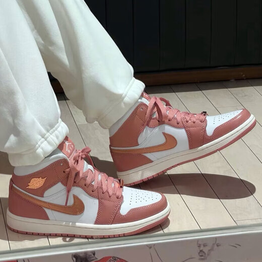 耐克（Nike）篮球鞋AJ1女鞋2025年夏季新款Air Jordan 1 Mid 休闲复古高帮板鞋 FB9892-670 粉金 36.5