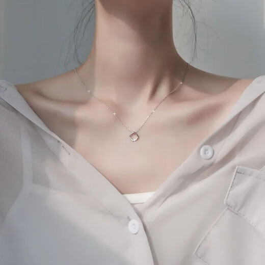 LAOLATU 999 platinum necklace for women PT950 platinum geometric type Chinese Valentine's Day birthday gift for girlfriend and wife 999 platinum flash O chain + Pt950 platinum pendant