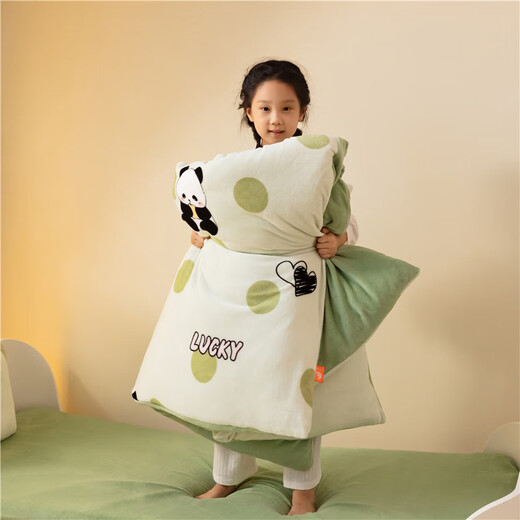 Hongdou Home Textiles Winter Milk Velvet Bed Three-piece Set Plus Velvet Warm Kindergarten Printed Quilt Cover Single Double-sided Velvet Thickened Quilt Cover Lucky Panda Thickened Plus Velvet Soft and Delicate Kindergarten Bed Sheets Three-piece Set Quilt Cover + Pillowcase + Cushion Cover