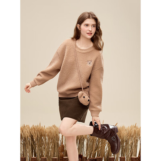 Betu femme 2025 hiver nouveau sweat tendance minceur respectueux de l'environnement particule imitation laine d'agneau haut pour femme 2511T58 Kaki M