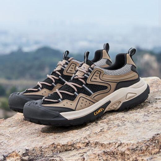 Camel (CAMEL) outdoor hiking shoes for men in summer new style breathable and comfortable hiking sports workwear shoes G14S342046 apricot color 42
