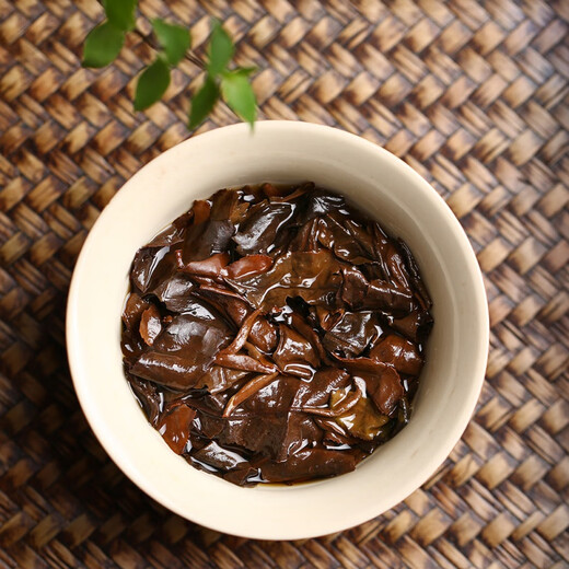 Yanhai Mid-Autumn Fuding White Tea 2004 Special Aged Fuding Old White Tea Jujube Fragrance Laoshou Mei White Tea Gift Box 500g