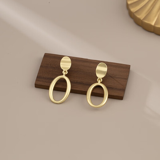 Sili's simple temperament, cold style, matte hollow oval earrings, fashionable daily commuter ear clips, no ear piercings for women [1392] Matte oval ear pin