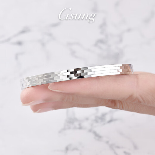 GsunG platinum women's bracelet PT950 new laser cut shiny bracelet fashionable platinum bracelet for women with round closed mouth Calculated according to the gold price in the store that day
