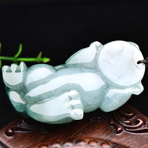 Una pieza de mano Jade Jade Pixiu de mil años, la pieza de mano de la mano de jade de gris hielo para hombres, el plato y el jade se pueden usar como colgantes de cintura, cinco pixiu estilo QZF3881i