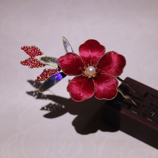 Lingchuan velvet flower hairpin handmade intangible velvet flower finished product high-end jewelry Chinese style retro temperament ancient style hair accessories green leaves sprinkled with golden velvet flowers