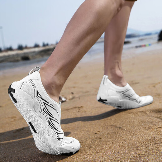 Outdoor river tracing shoes, quick-drying non-slip men's and women's wading shoes, beach hiking and fishing couples fitness yoga shoes L8203 white 44