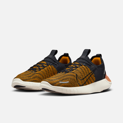 NIKE耐克（NIKE）FREE男子跑步训练鞋飞织透气轻便缓震运动刺绣FB1276 41