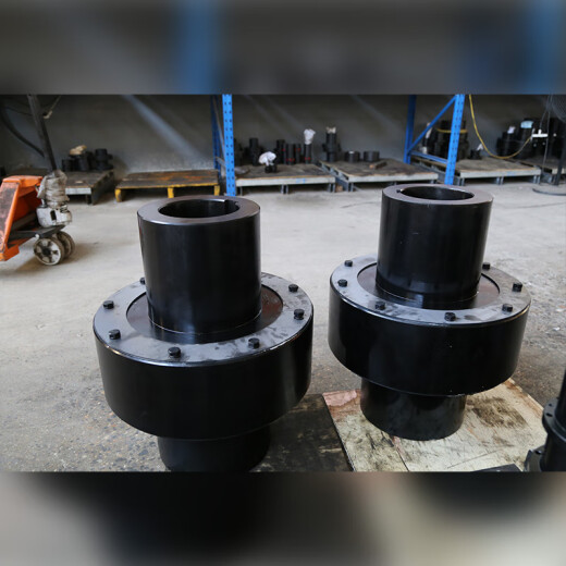 弹性柱销联轴器HL齿式尼龙棒注销连接器TL45钢减速机用联轴器 LZ16外径695