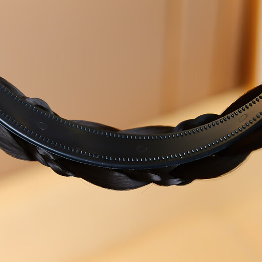 Zuoou braided wig headband autumn and winter women's 2024 new wide-brimmed fishbone braided hair headband hair clip to cover white hair buns upgraded widened twist style black brown