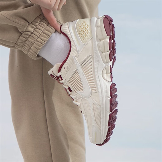 耐克（NIKE）休闲鞋女2025年夏季健身训练复古低帮轻便缓震运动鞋DR9761-700 HF0737-111 37.5